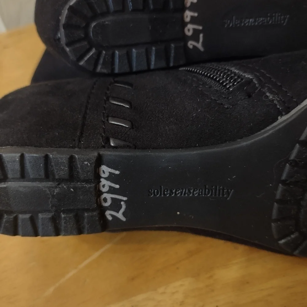 NWT Solesenseability Woman's Black Boots 6 1/2 - Picture 6 of 6